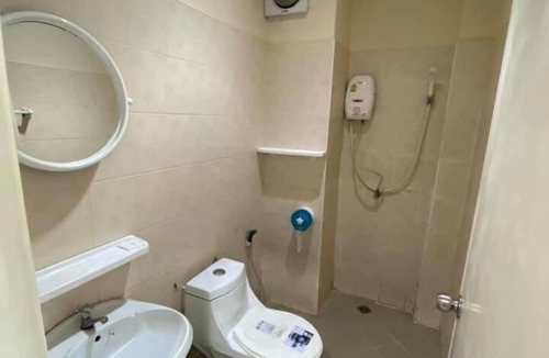 Phon Hotel | Seth-Thee Residence