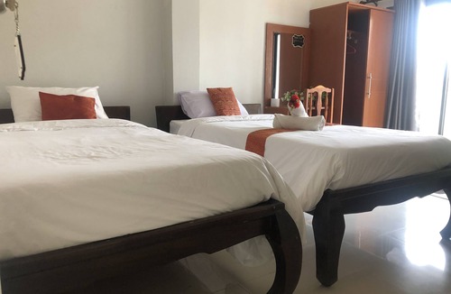Phon Hotel | Seth-Thee Residence