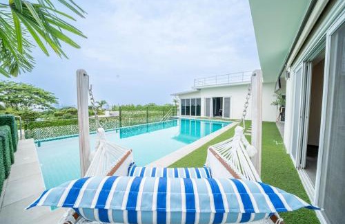 Nong Prue Villa | Siam Royal View Pool Villa Perfect for Family BBQ & Fun