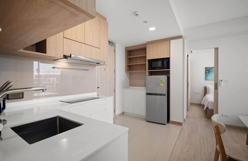 Laguna Condo | Skypark Aurora 2BR 2Bx2 Golf side
