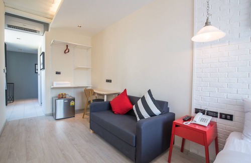 Bangkok Central Business District Hostel | Sleep Box Sukhumvit 22 - Hostel