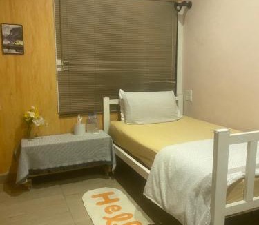 Samut Sakhon Hostel | Sleep Eat Here at donmuang