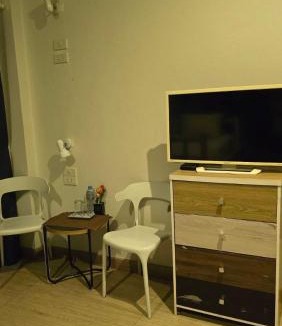 Samut Sakhon Hostel | Sleep Eat Here at donmuang