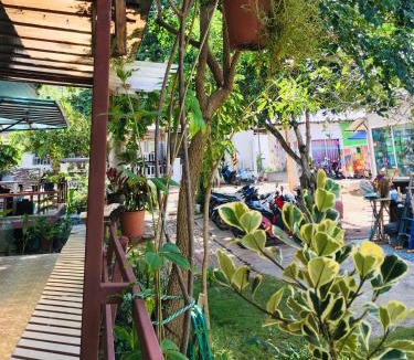 Koh Lan House | SlowLife Kohlarn