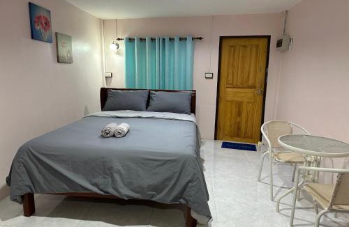 Wiset Chai Chan House | Smile Resort