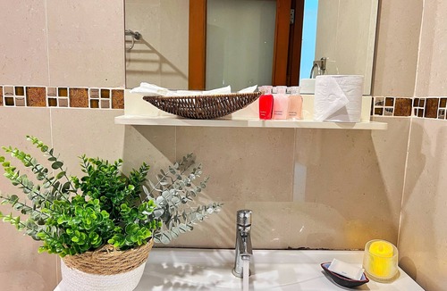 Na Kluea Villa | Spacious 4 Bedroom Private Villa, Big Swimming Pool, Free Wi-Fi,Gym,Pet Friendly