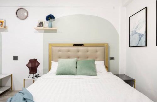 Chom Phon Apartment | Spacious 4BR Family Chatuchak Market 12 sleeps
