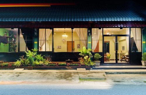 Kanchanaburi Hostel | SriRungRueng Place
