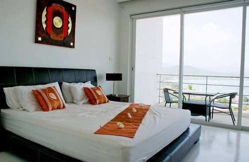 Plai Laem Apartment | Stunning Samui sunsets from this luxurious duplex