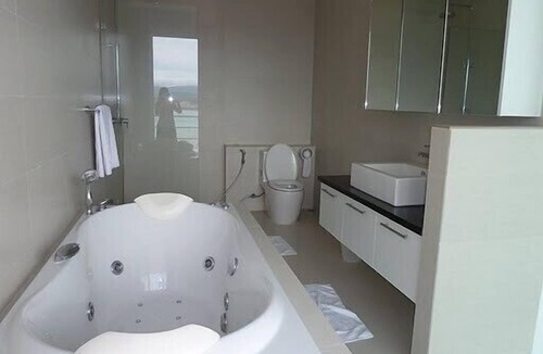 Plai Laem Apartment | Stunning Samui sunsets from this luxurious duplex