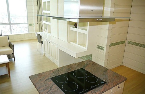 Khlong Ton Sai Apartment | Stylish two bedroom with river view