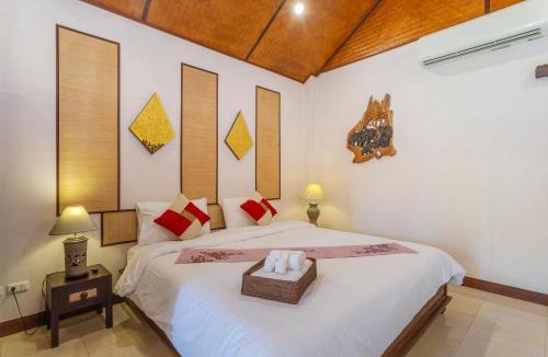 San Kamphaeng Hotel | Sundara Resort Poolside Bungalows - Minigolf, Restaurant