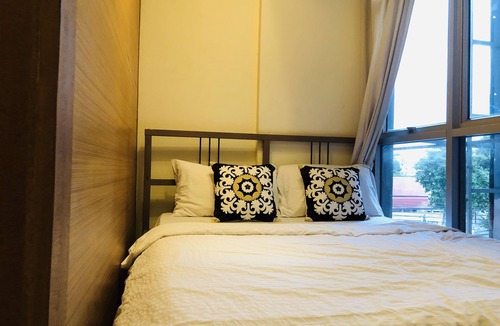 Talat Yot Hostel | Suneta Hostel Khaosan