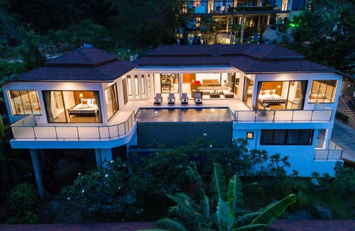 Maret Villa | Sunny Banks - 4 Bed Private Pool Sea View Villa