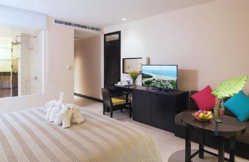 Khao Lak Resort | Superior - Free WiFi | Private Balcony - Upto 3 Adults| SDU#11