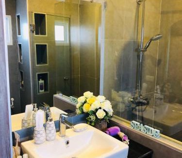Khao Takiab Resort | Surf and Sand Resort