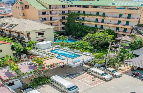 Central Pattaya Hotel | Sutus Court 3