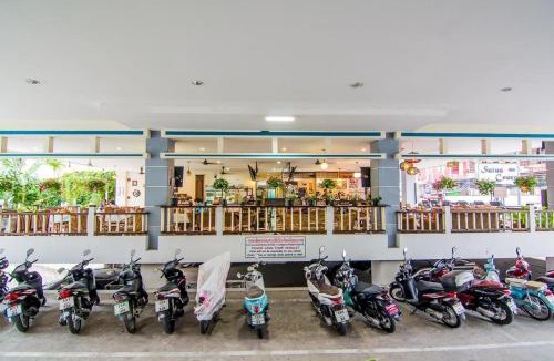Central Pattaya Hotel | Sutus Court 5