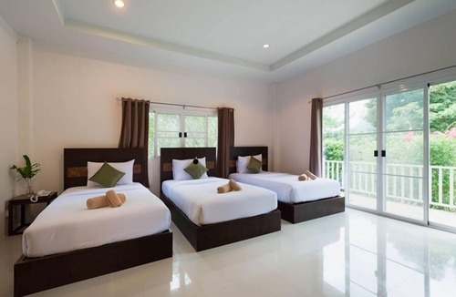 Sam Roi Yot Hotel | Sweet Honey