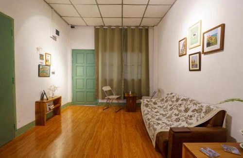 Nai Wiang Hostel | Ta Kaew Hostel ตาแก้ว โฮสเทล