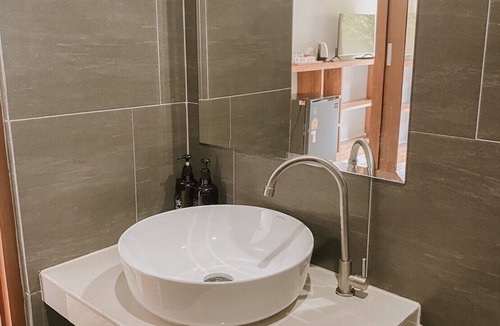 Khlong Hoi Khong Hotel | Tachang Airport Hotel
