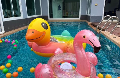 Hua Hin Villa | Thacha Pool Villa B