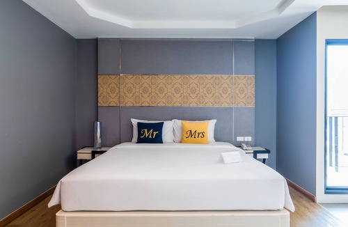 Pong Apartment | Thai Luxury Modern Style 1 BR Pattaya Beach
