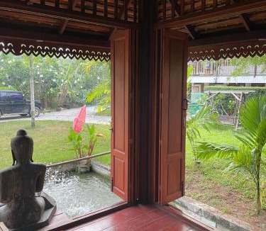 Wok Tum House | Thai Sala House