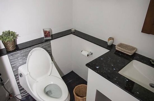 Doem Bang Nang Buat House | Tharnrarin Villa Suphan Buri