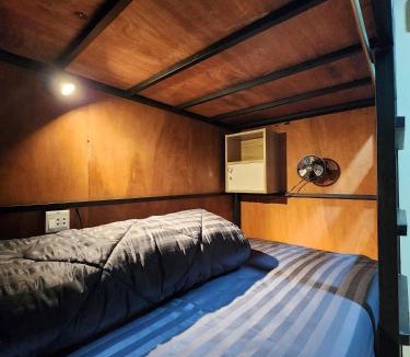 Thong Sala Hostel | The 10 Club Hostel & Bungalow