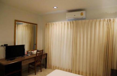 Bang Phlat Hostel | The 92 Residence
