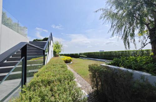 Chang Khlan Apartment | The Astra Sky River