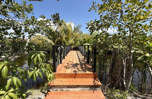 Chalong Villa | The Beatles Lagoon