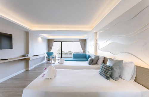 Cha-am Hotel | The Cha-am Methavalai Hotel