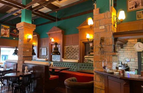 Mak Khaeng House | The Clock Guesthouse
