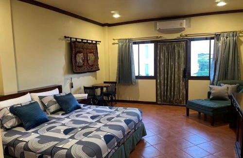 Mak Khaeng House | The Clock Guesthouse