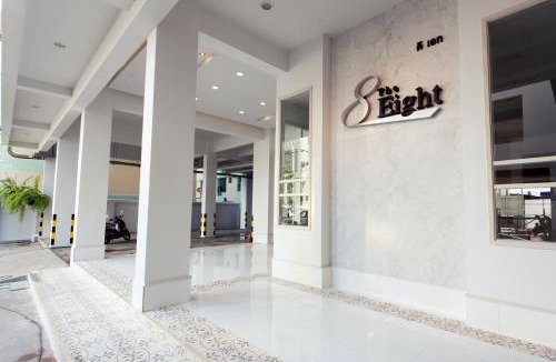 Samut Sakhon Hotel | The Eight