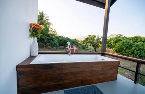 Ban Luang House | The Farmer Farm Stay & Cafe
