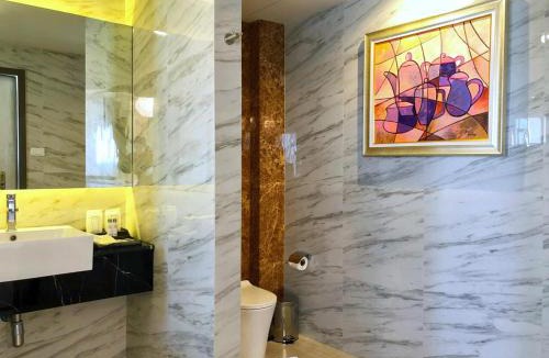 Bang Sao Thong Hotel | The Green View Hotel