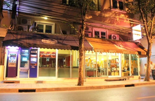 Embassy District Hotel | The Inn Saladaeng