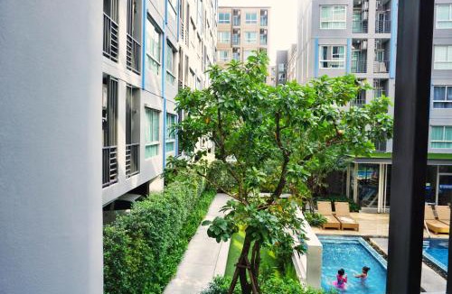 Mueang Samut Prakan District Apartment | The Kith Plus Sukhumvit 113 by BLK