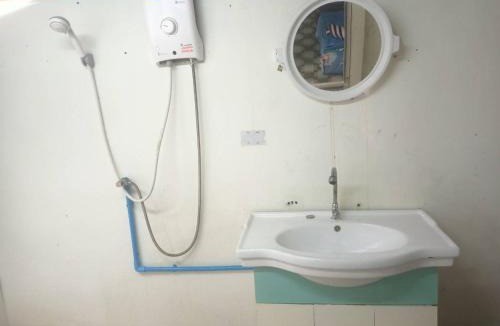 Ko Klang Hostel | The love shack atChaba