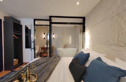 Talat Noi Hostel | The Motuga Hostel Bangkok