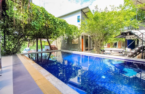 Khlong Sam Prawet Hotel | The Resort Romklao