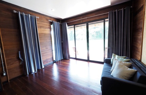 Ban Kaeng Raboet Hotel | The River Life Resort