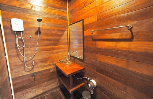 Ban Kaeng Raboet Hotel | The River Life Resort