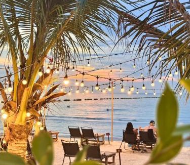 Koh Lan Resort | The Sky & Sea Koh Larn