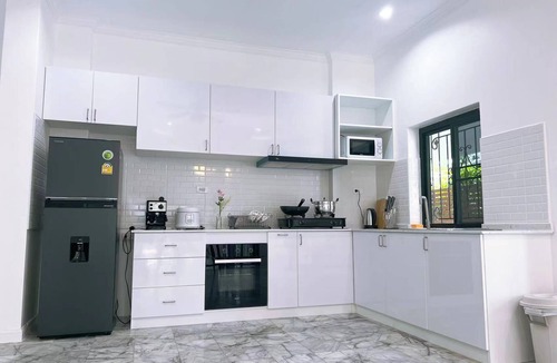 Na Kluea House | The villa with dock is 5 minutes from the beach
