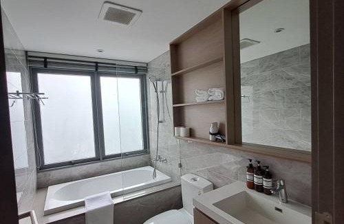 Khlong Toei Apartment | Tierra Residences