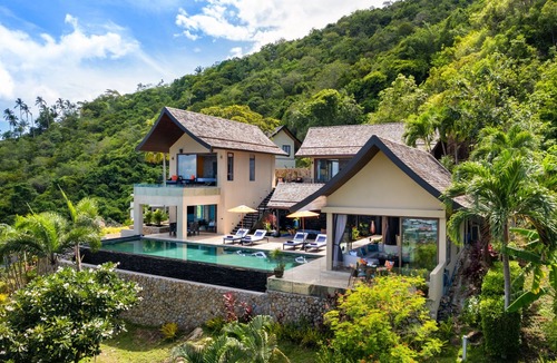 Bophut Villa | Tiga Villa : 4BR Hillside Luxury, Magical Seaview